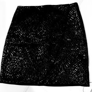 LOFT PETITES Black Cut Out Mini Skirt Cocktail - such beautiful texture! Size 0